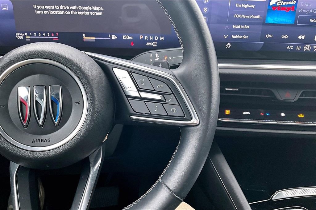 Used 2024 Buick Envision Preferred image 14