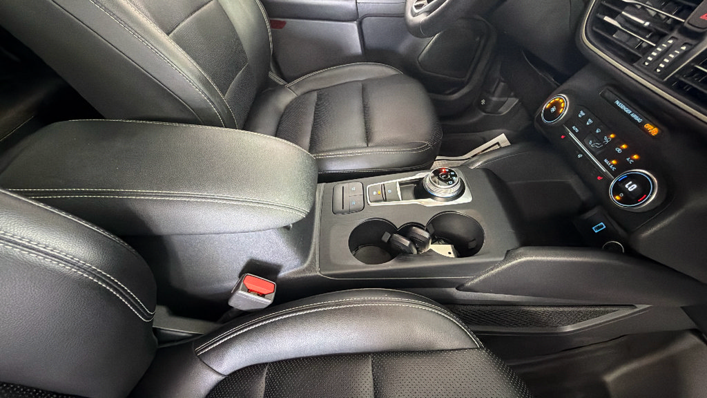 Used 2020 Ford Escape SEL FWD image 34