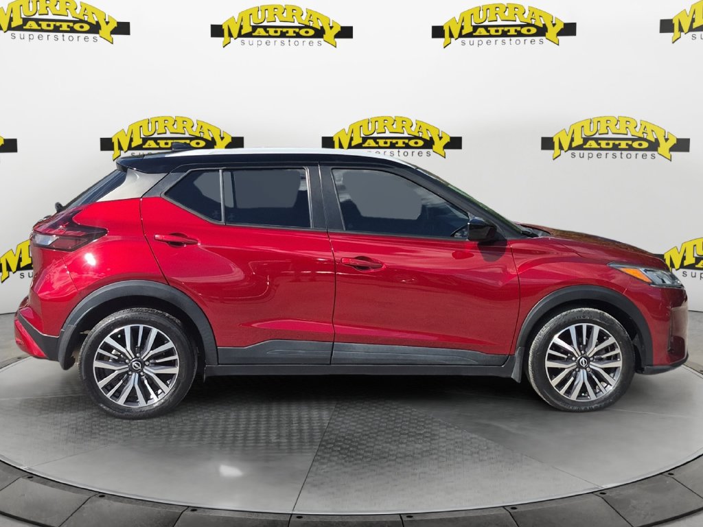Used 2022 Nissan Kicks SV FWD image 6