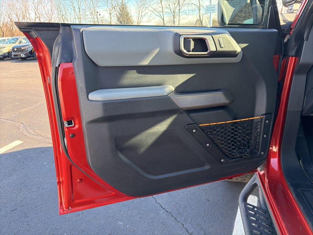 Used 2022 Ford Bronco Badlands image 18