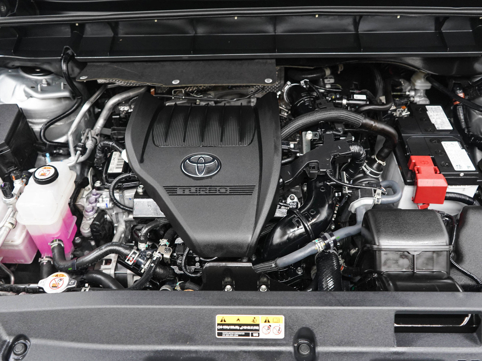 Used 2024 Toyota Highlander Limited AWD/4WD image 32