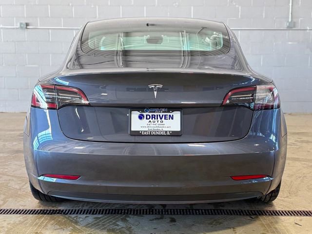 Used 2023 Tesla Model 3 Standard Range image 11