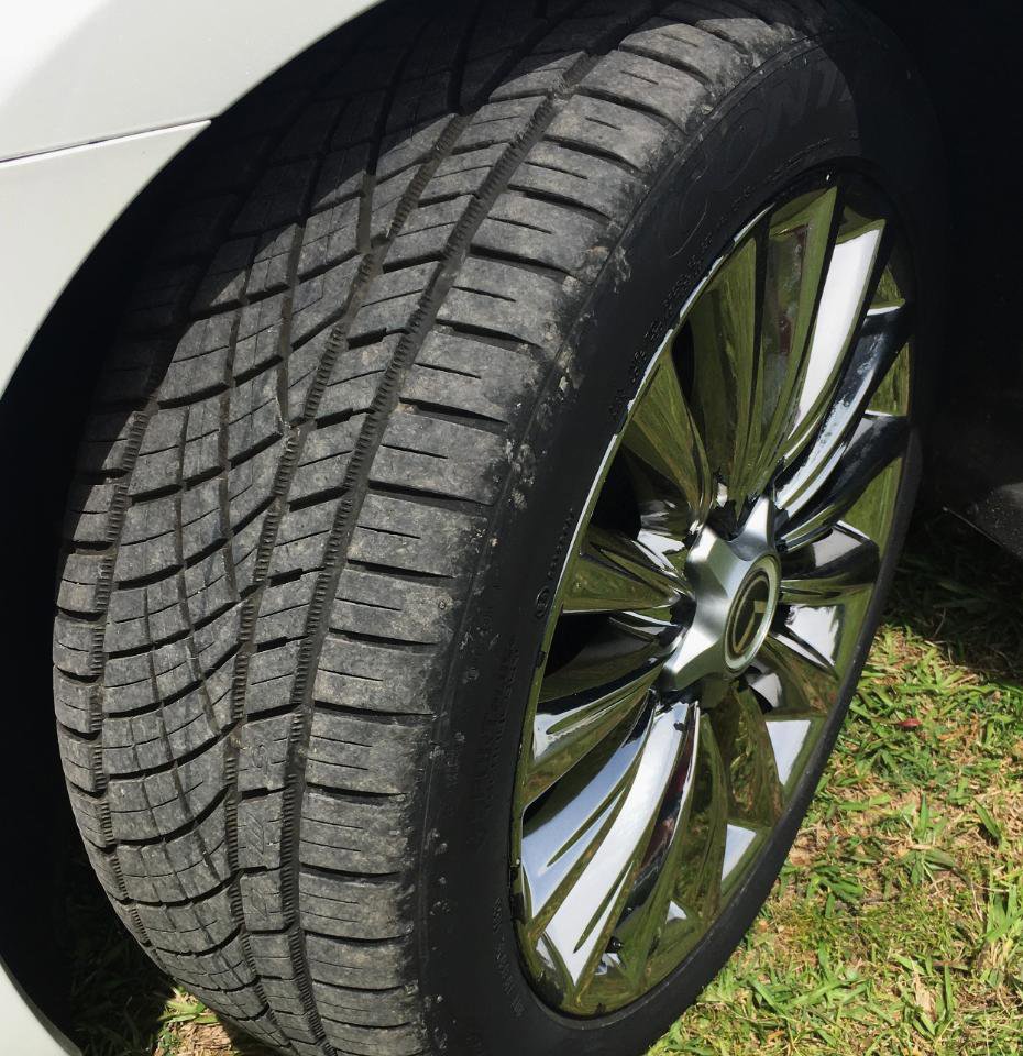 Used 2015 Kia K900 Luxury RWD image 10