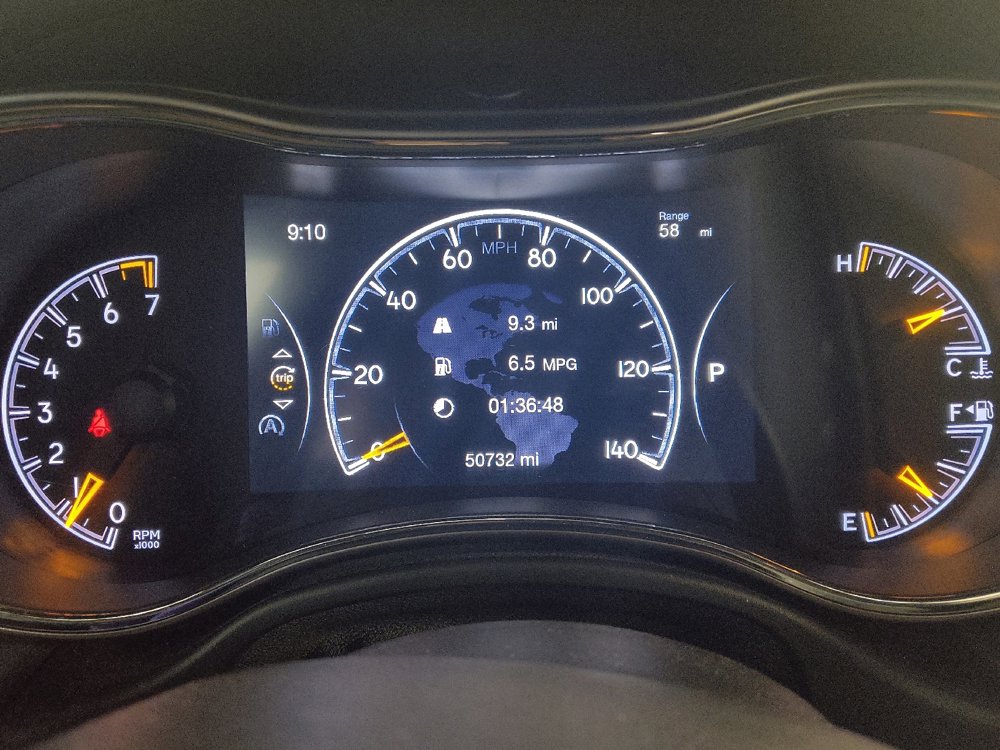 Used 2019 Jeep Grand Cherokee Laredo image 23