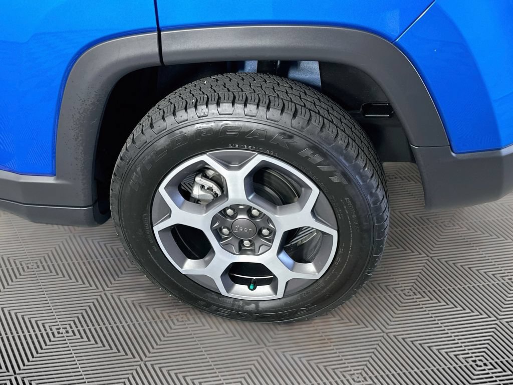 Used 2022 Jeep Compass Trailhawk AWD/4WD image 37