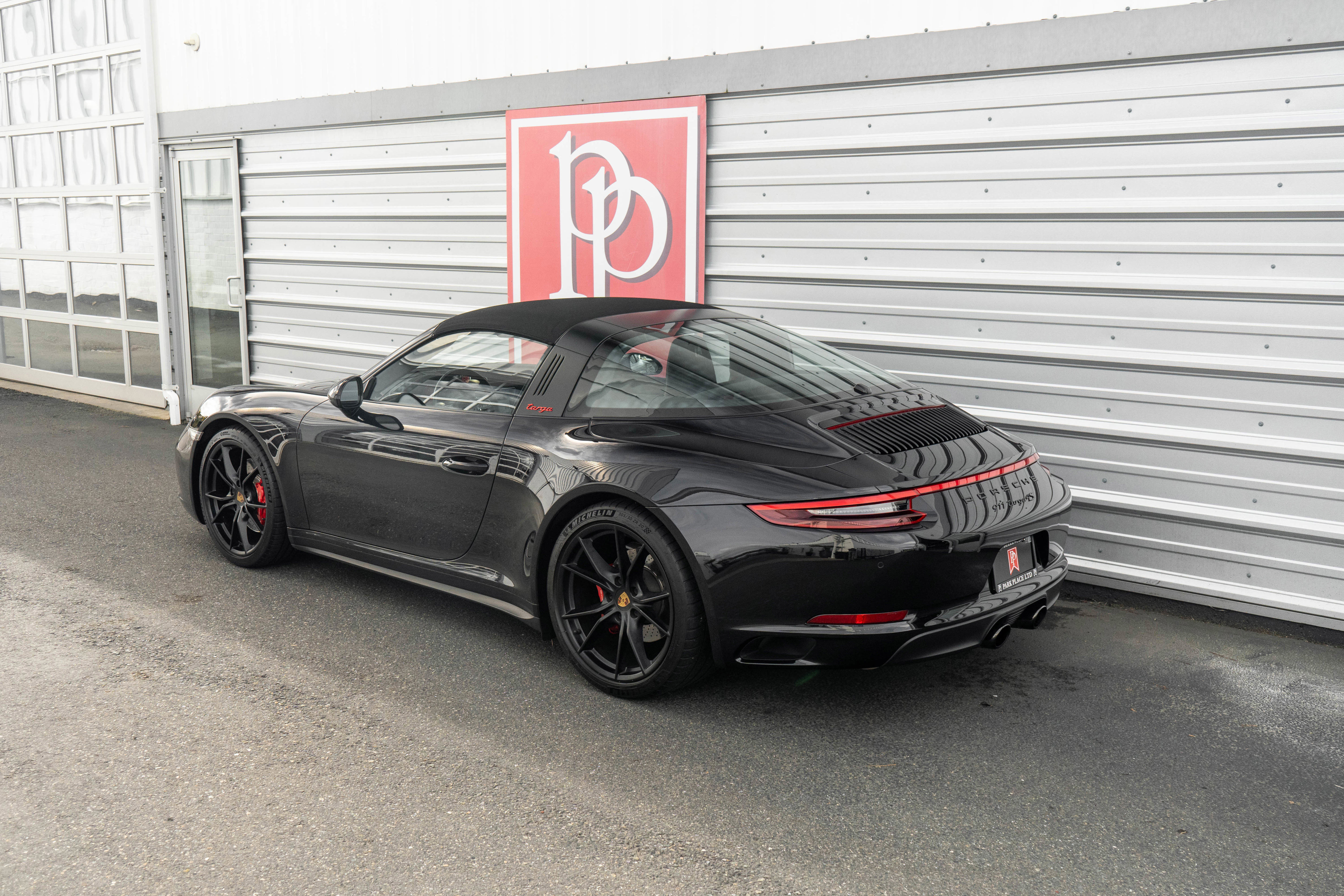 Used 2018 Porsche 911 Targa 4S AWD/4WD image 37