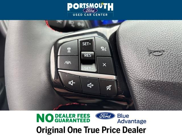 Certified 2022 Ford Escape SEL w/ SEL Stealth AWD Package image 18