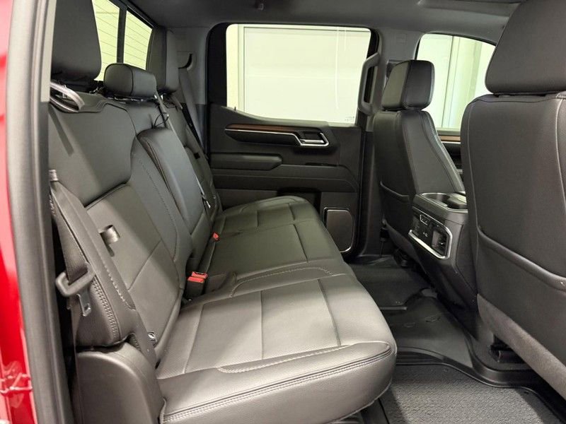 Used 2024 GMC Sierra 1500 Denali image 8