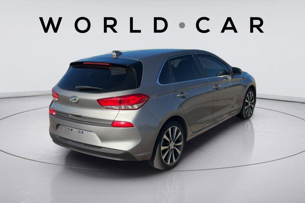 Used 2020 Hyundai Elantra GT image 8