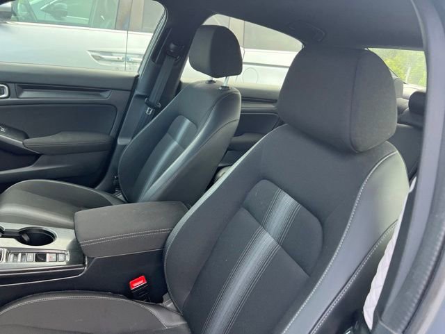 Used 2025 Honda Civic Sport image 9