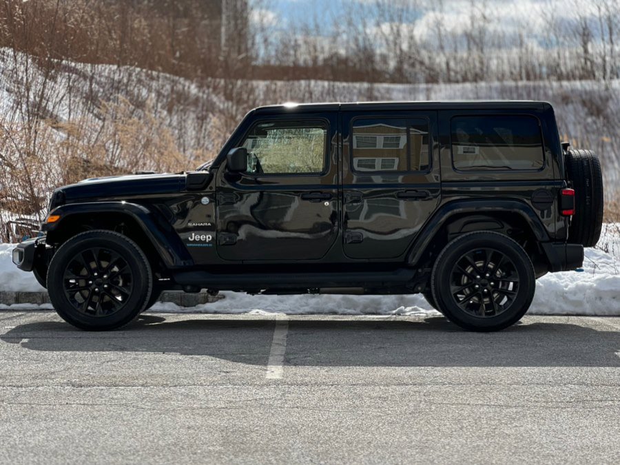 Used 2023 Jeep Wrangler Sahara w/ Cold Weather Group image 5
