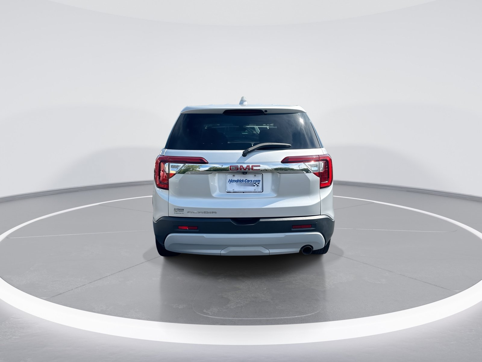 Used 2020 GMC Acadia SLE FWD image 8