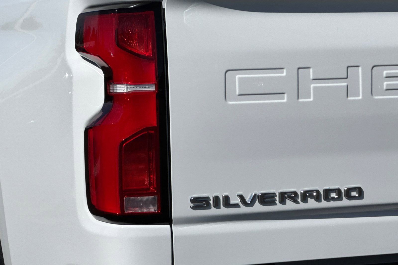 Used 2025 Chevrolet Silverado 2500 LTZ w/ LTZ Premium Package image 44
