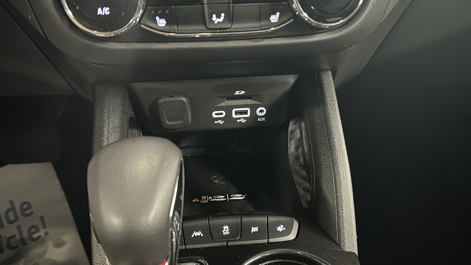 Used 2023 Chevrolet TrailBlazer RS w/ Sun and Liftgate Package image 31