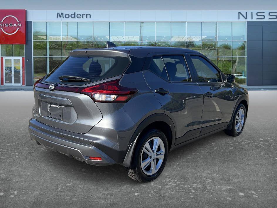 Certified 2025 Nissan Kicks Play S FWD image 5