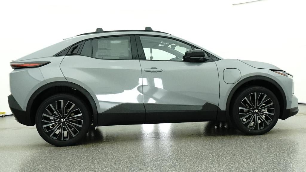 New 2026 Toyota C-HR AWD/4WD image 27