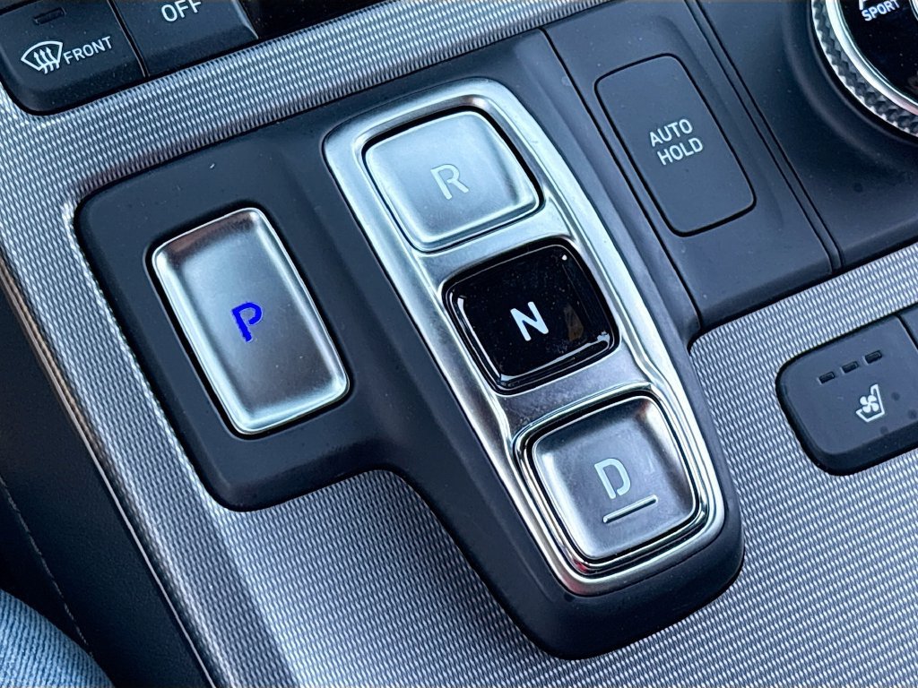 Used 2025 Hyundai Palisade Calligraphy AWD/4WD image 17