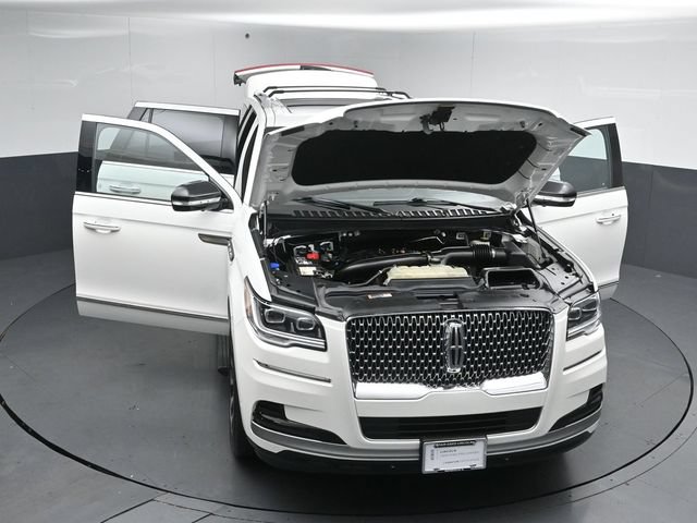 Certified 2023 Lincoln Navigator Reserve AWD/4WD image 56