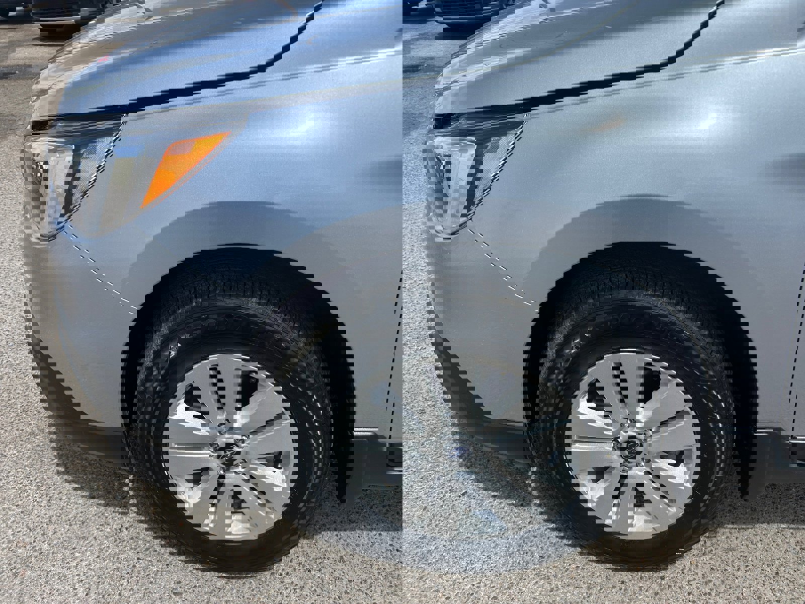 Used 2017 Subaru Outback 2.5i Premium AWD/4WD image 11