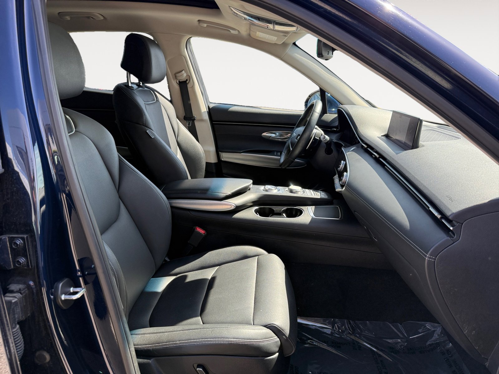 Used 2023 Genesis GV70 2.5T w/ Select Package image 19