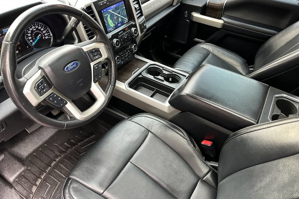 Used 2020 Ford F350 Lariat w/ Camper Package AWD/4WD image 10