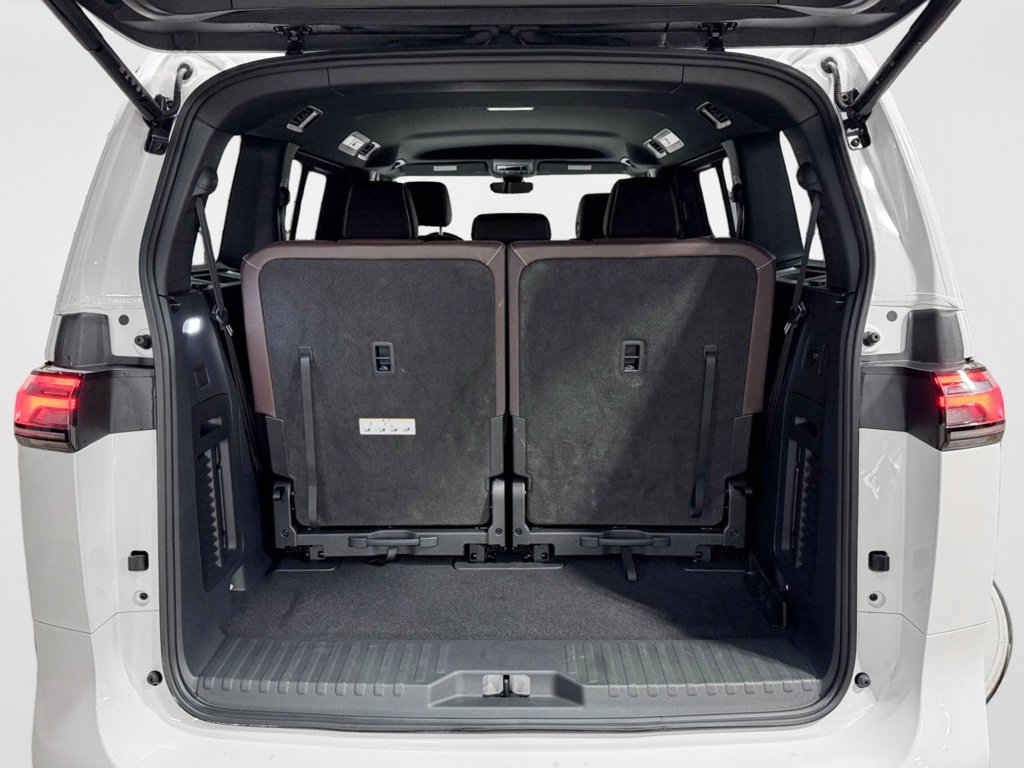 Used 2025 Volkswagen ID. Buzz Pro S image 25