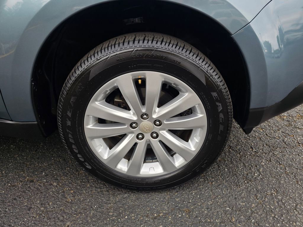 Used 2011 Subaru Forester 2.5X Premium AWD/4WD image 9