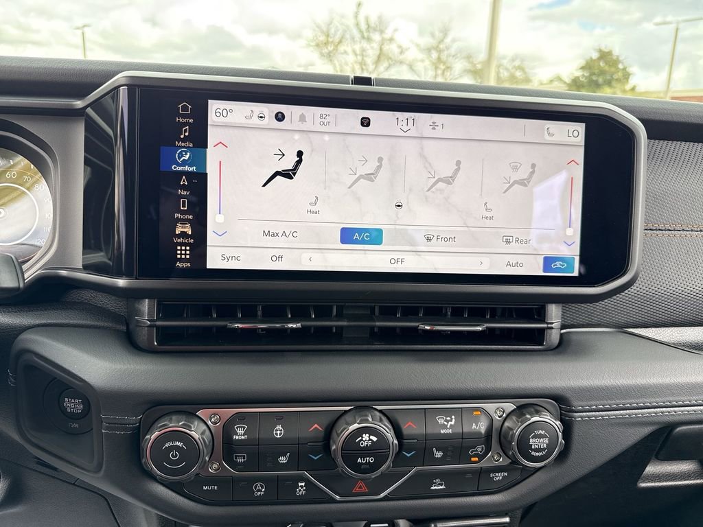 New 2025 Jeep Gladiator Mojave w/ Steel Bumper Group image 22