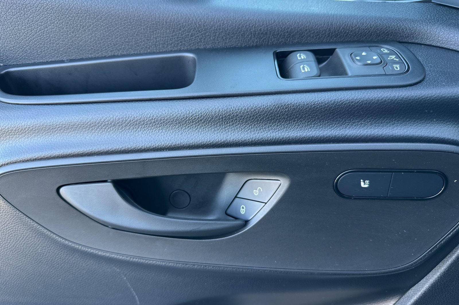 Used 2025 Mercedes-Benz Sprinter 3500 image 11