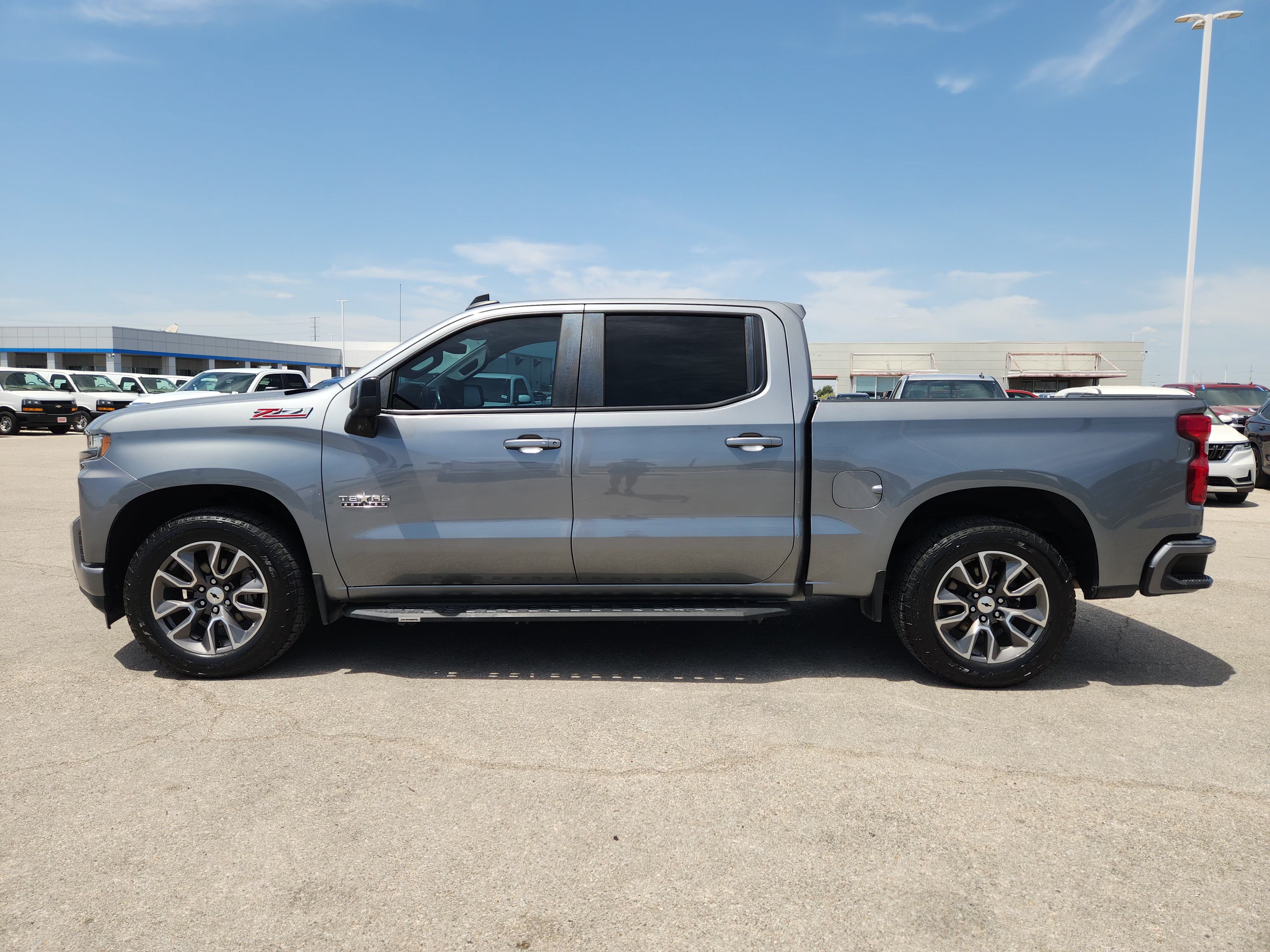 Used 2020 Chevrolet Silverado 1500 RST AWD/4WD image 4