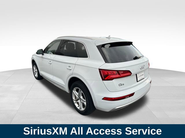 Used 2019 Audi Q5 2.0T Premium w/ Convenience Package image 3