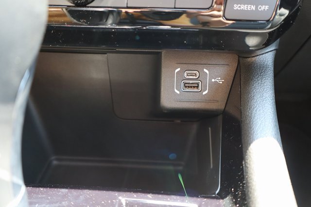 New 2025 Jeep Compass Limited image 21