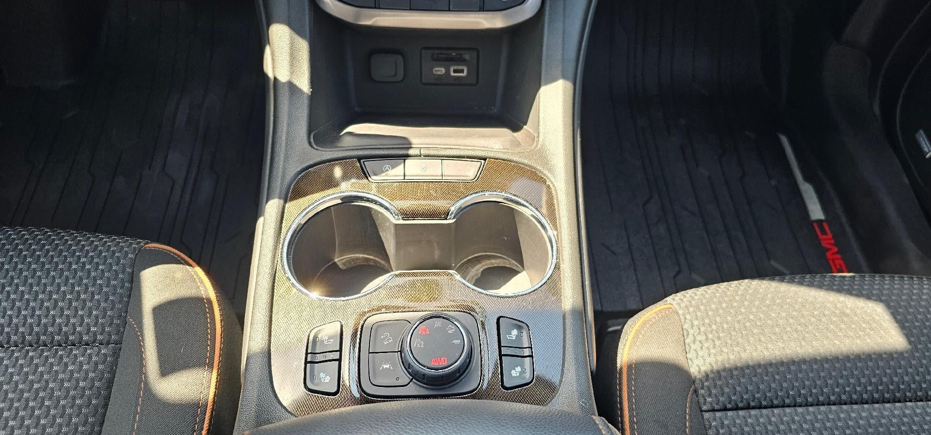 Used 2023 GMC Acadia AT4 w/ Trailering Package AWD/4WD image 14
