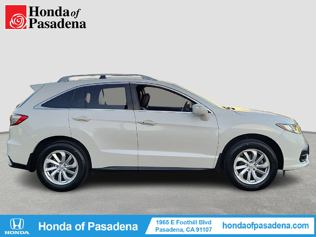 Used 2017 Acura RDX w/ Technology Package AWD/4WD image 4