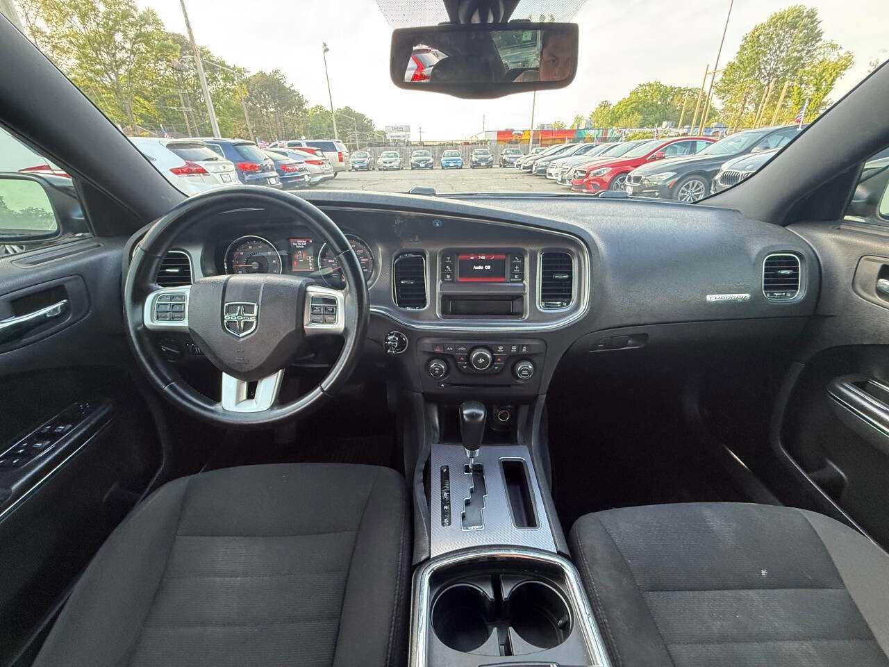 Used 2014 Dodge Charger SE w/ Connectivity Group image 14