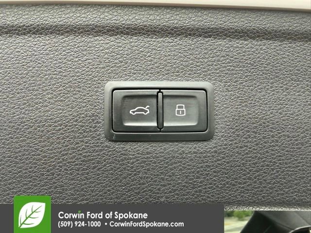 Used 2018 Audi Q5 2.0T Premium Plus AWD/4WD image 18