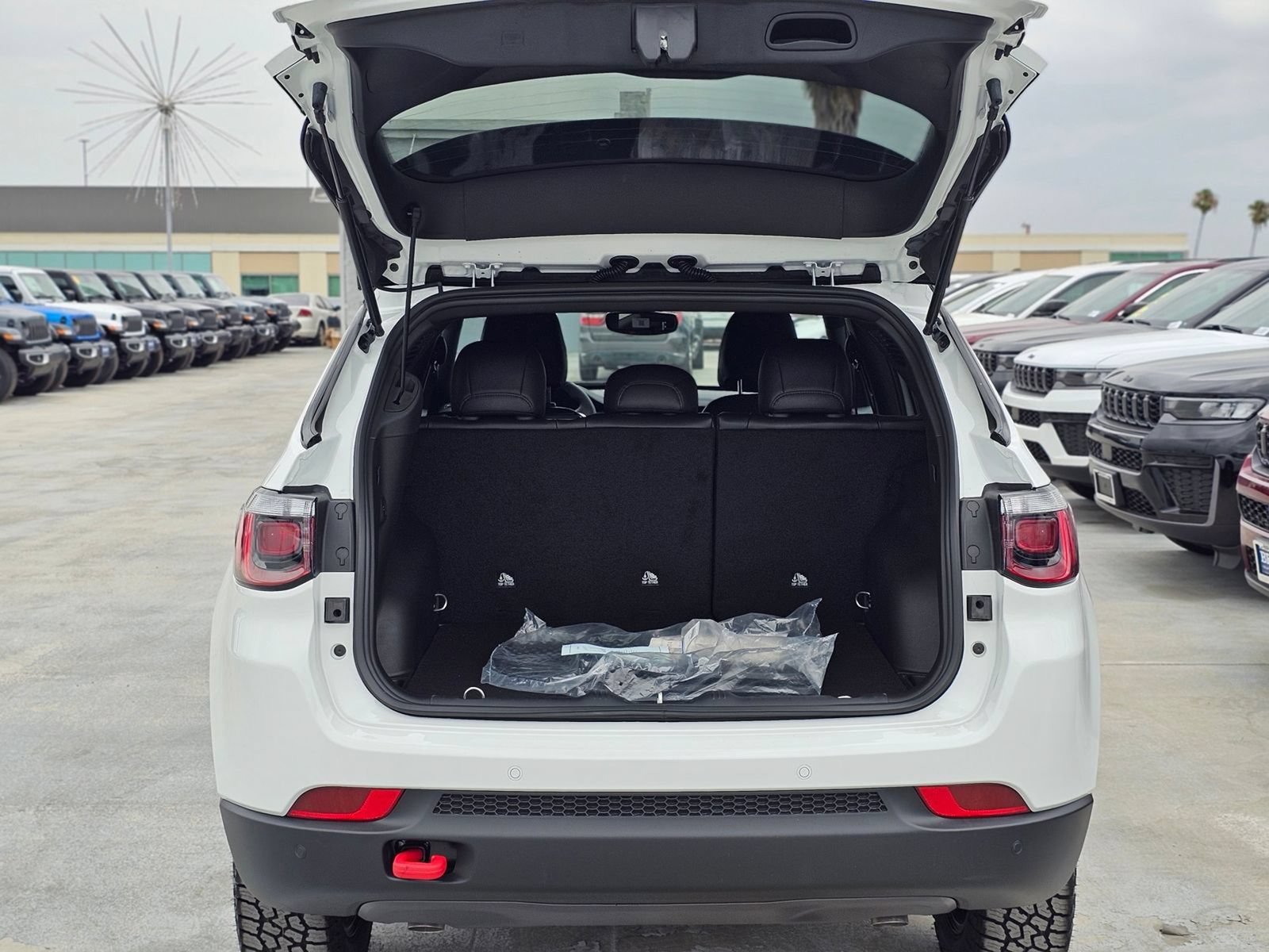 New 2026 Jeep Compass Trailhawk AWD/4WD image 7