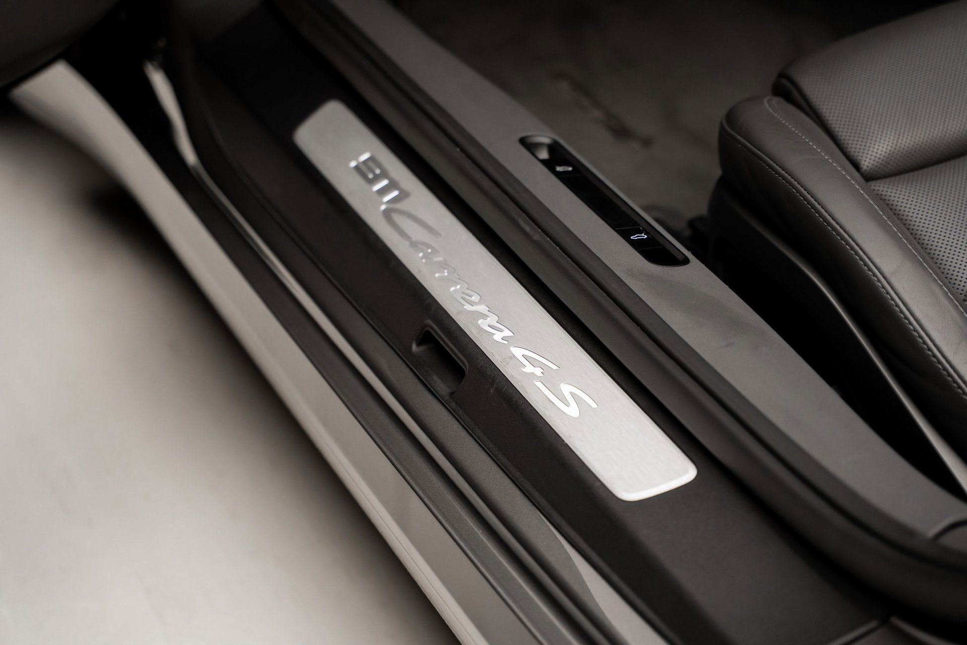 Used 2021 Porsche 911 Carrera 4S image 61