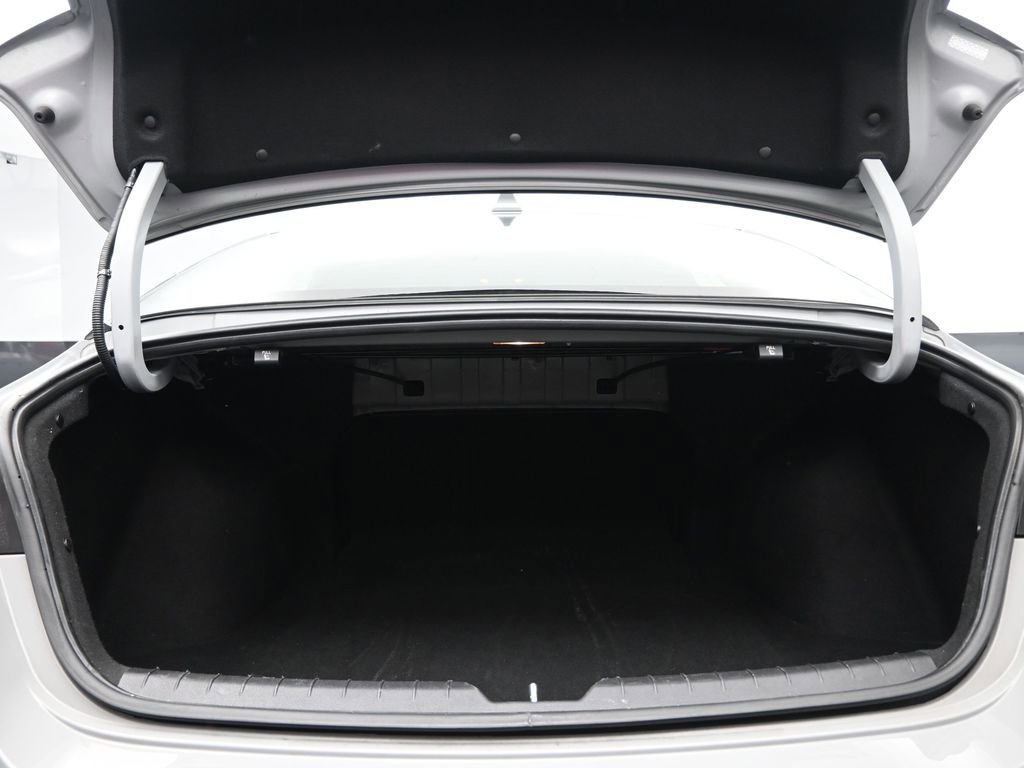 Used 2024 Kia K5 GT-Line image 31