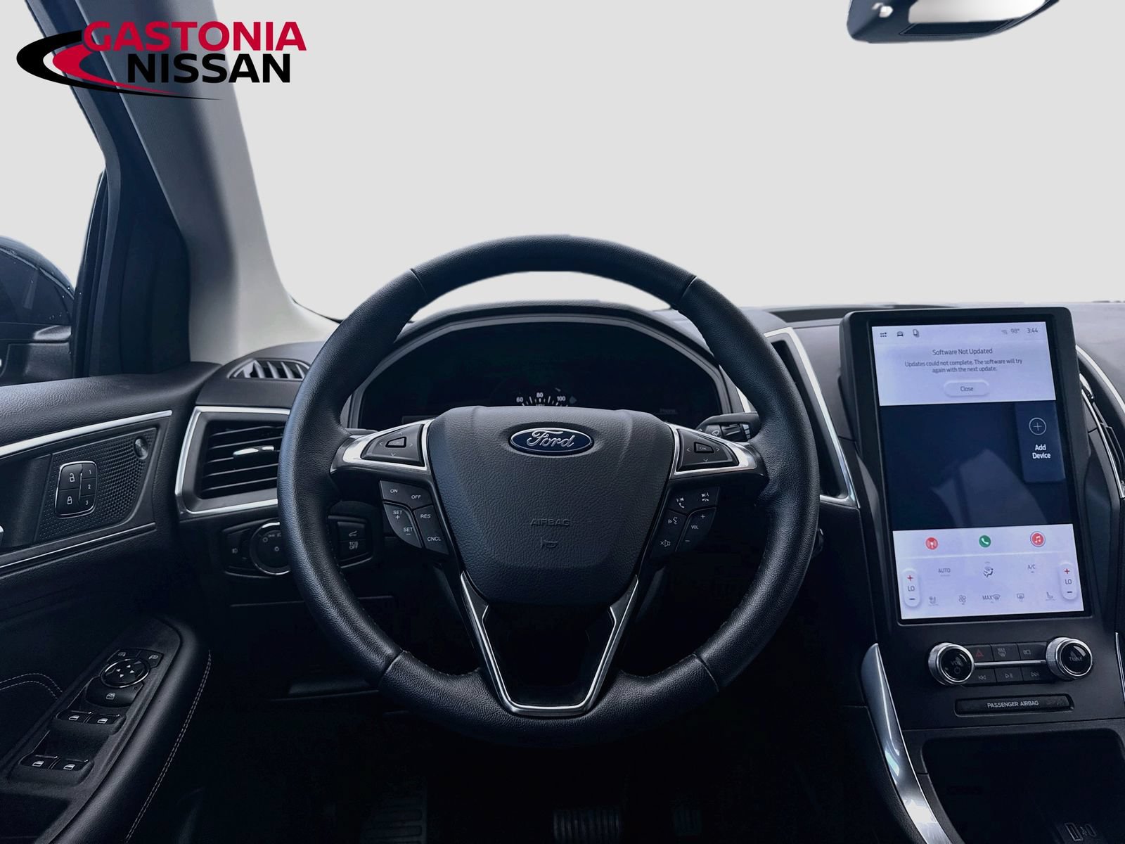 Used 2024 Ford Edge Titanium AWD/4WD image 30