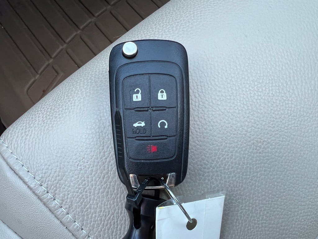Used 2015 Chevrolet Cruze LT w/ Sun, Sound and Sport Package FWD image 28