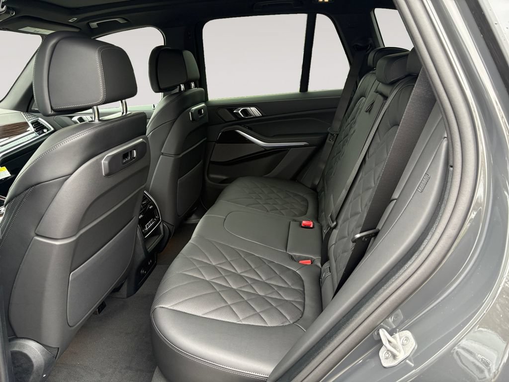New 2026 BMW X5 xDrive50e AWD/4WD image 13