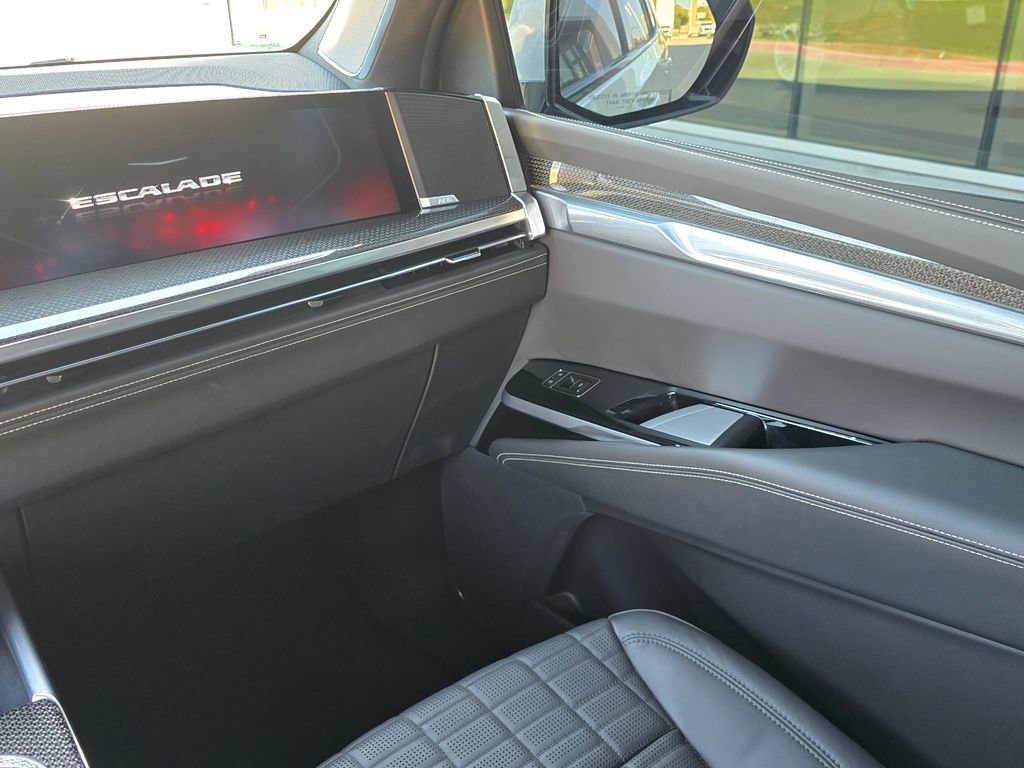 Used 2025 Cadillac Escalade V w/ LPO, Floor Liner Package AWD/4WD image 23