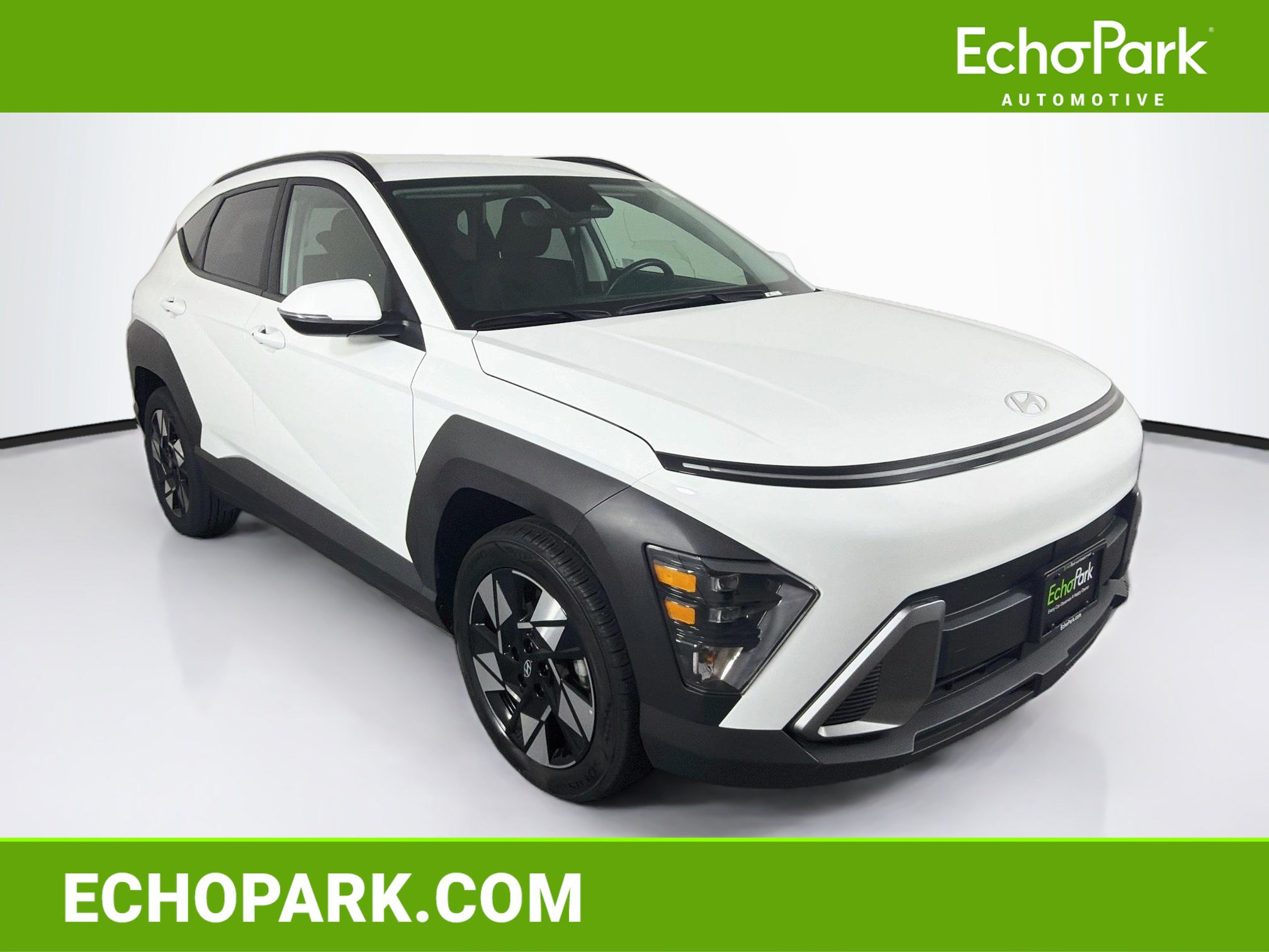 Used 2025 Hyundai Kona SEL FWD image 1