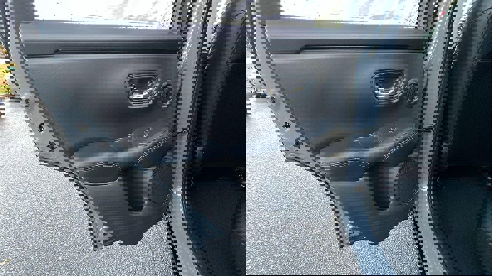 New 2026 Honda HR-V EX-L image 17