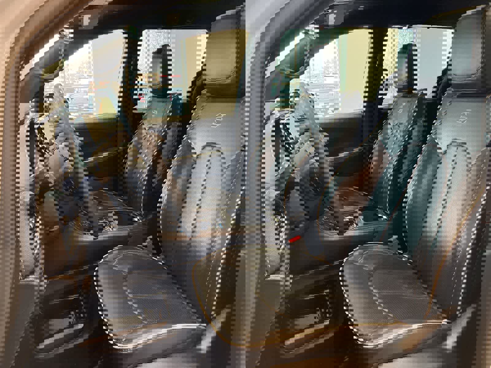 Used 2025 Chrysler Pacifica Limited image 12