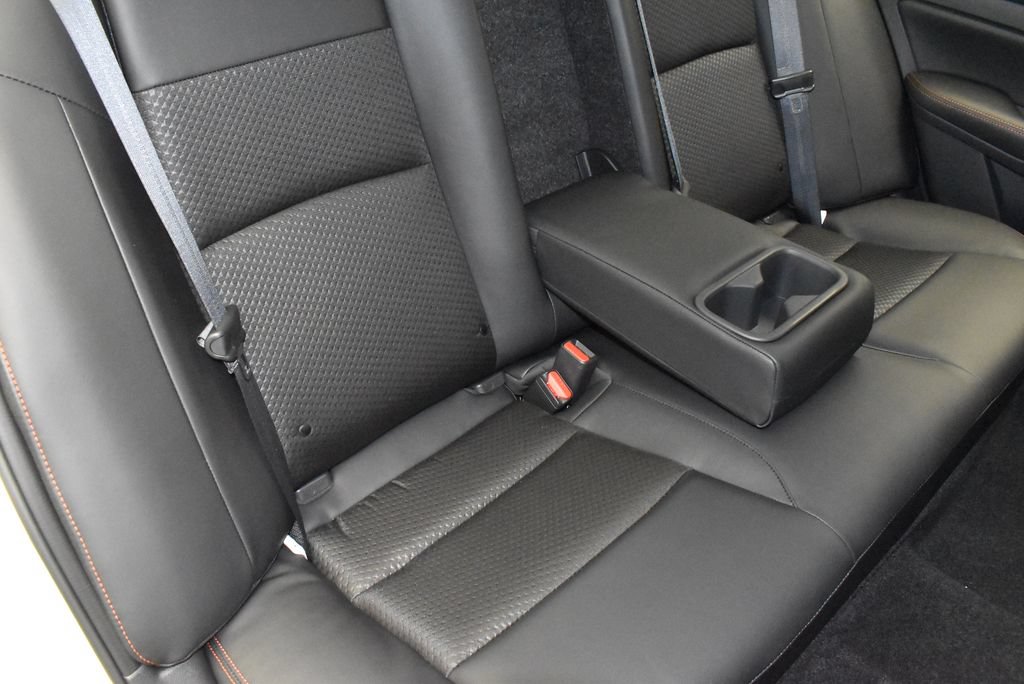 Used 2025 Nissan Altima 2.5 SR FWD image 33