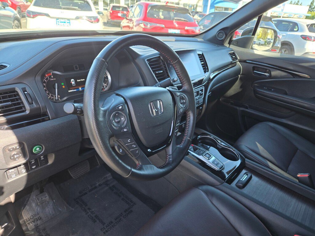 Certified 2023 Honda Ridgeline Black Edition image 13