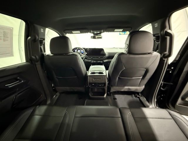 Used 2025 Chevrolet Silverado EV LT image 28