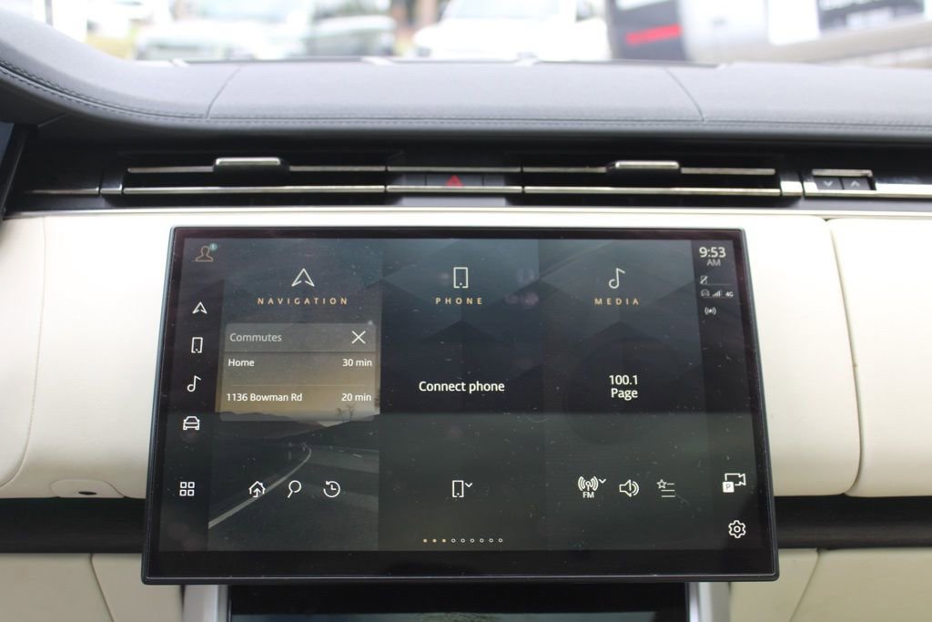 Used 2023 Land Rover Range Rover SE image 20